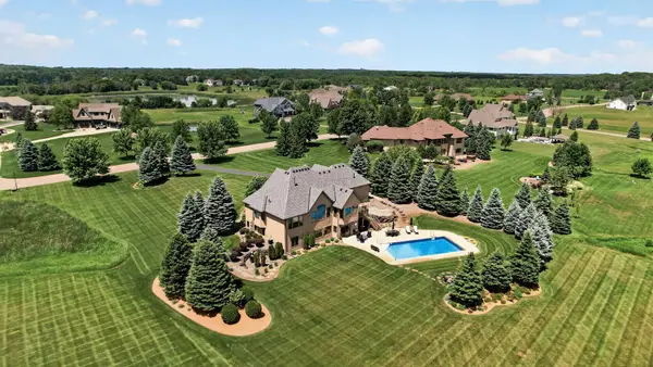 19295 Oak Grove Avenue, Prior Lake, MN 55372