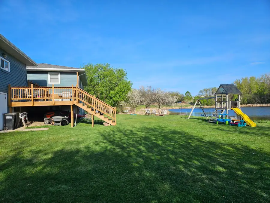 1413 W Alcott Avenue, Fergus Falls, MN 56537 - #3
