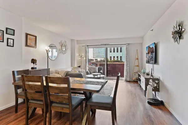 121 Washington Avenue S #305, Minneapolis, MN 55401