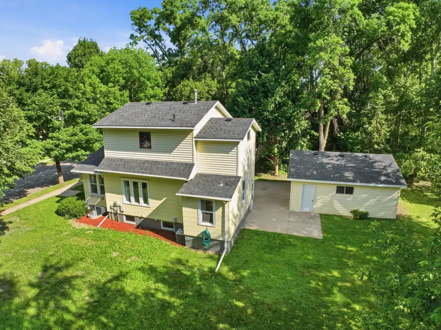 419 5th Street Se, Willmar, MN 56201 - #3