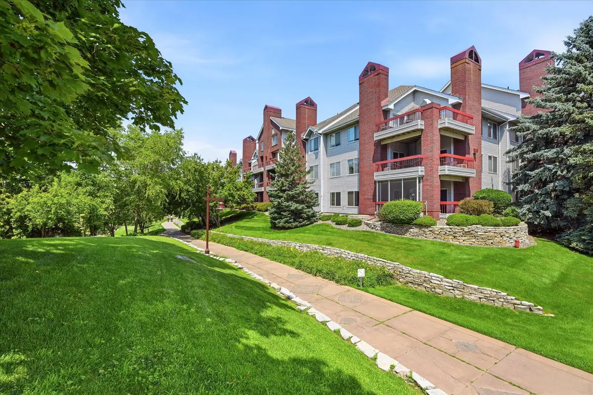 7540 Edinborough Way #1111, Minneapolis, MN 55435 - #1