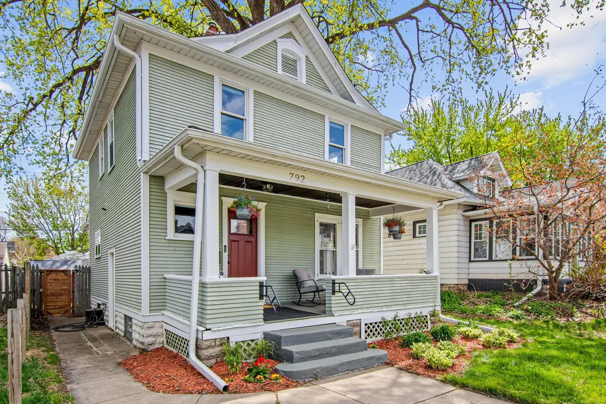 792 Smith Avenue S, Saint Paul, MN 55107 - #1