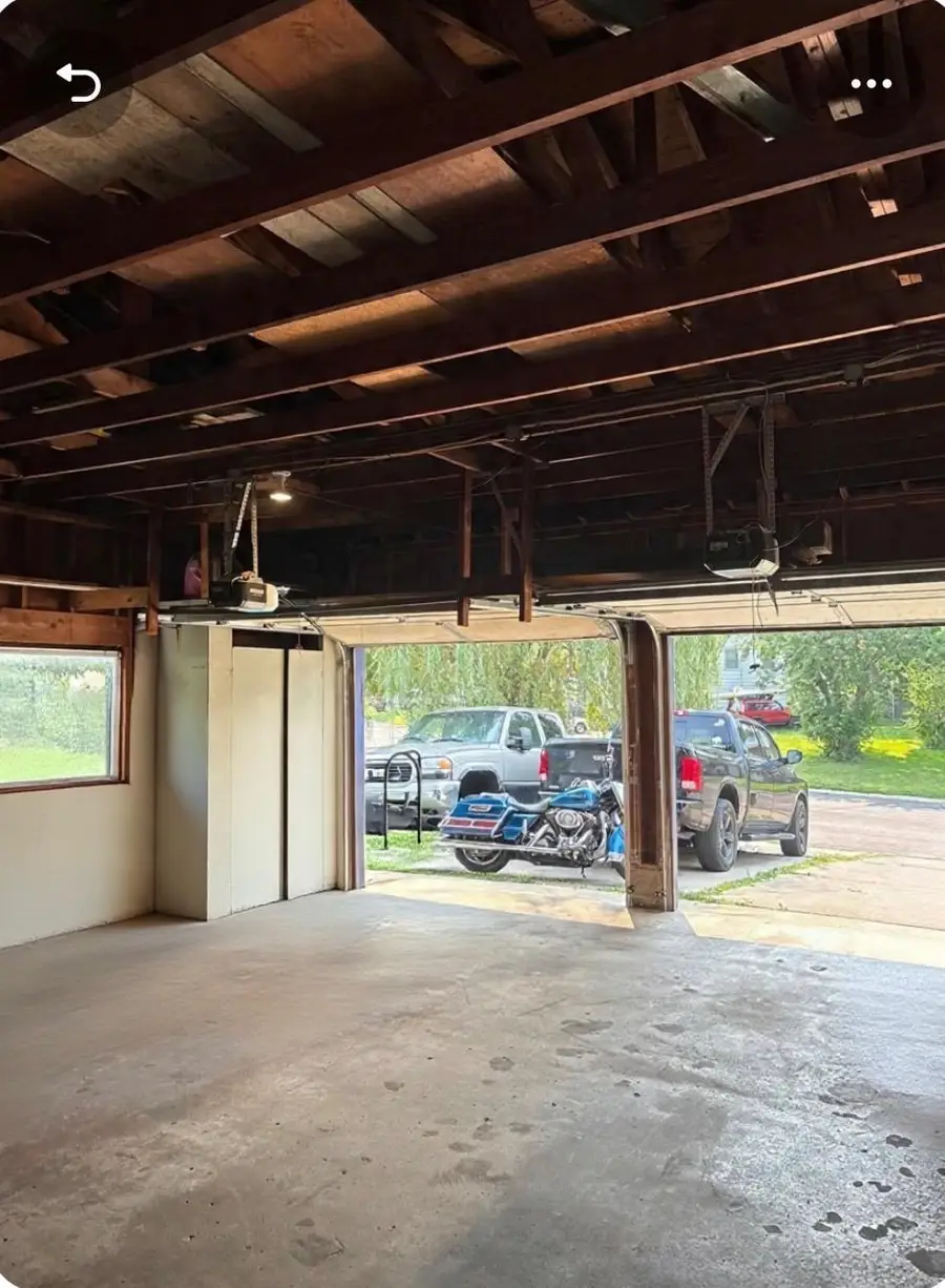 1516 Wellington Crescent, Faribault, MN 55021 - #2