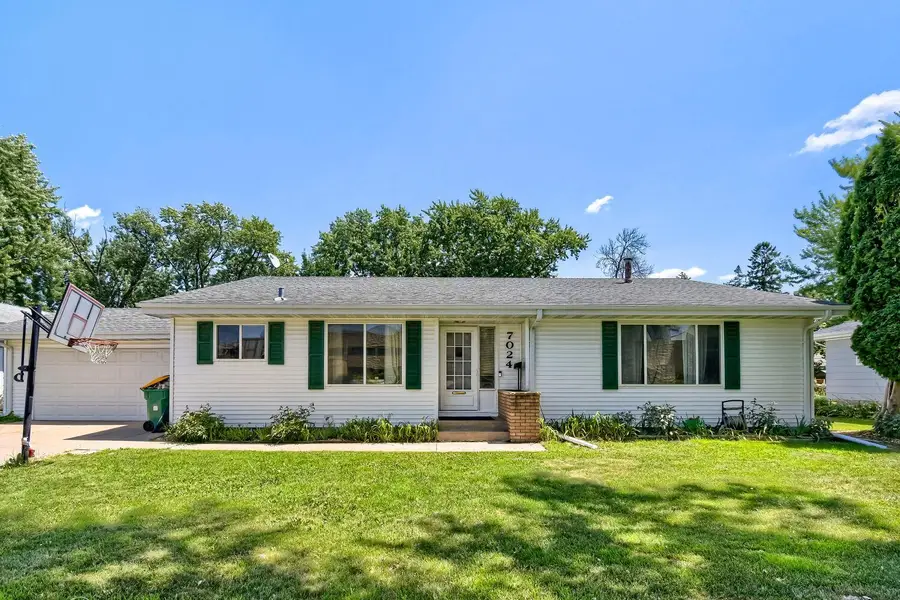 7024 Halifax Avenue N, Minneapolis, MN 55429 - #2