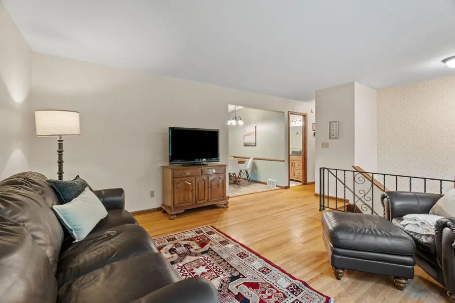 2207 Orchard Lane, Saint Paul, MN 55110 - #3