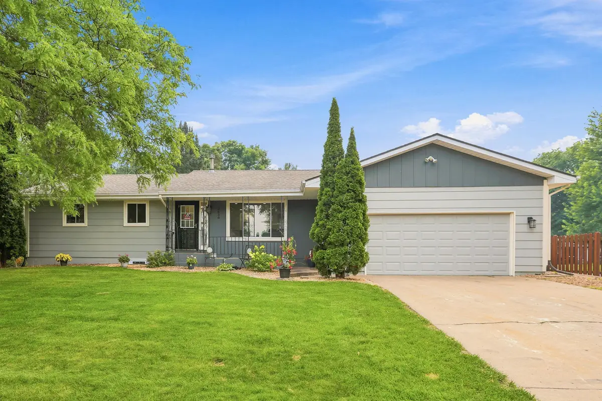 2636 Ridge Lane, Saint Paul, MN 55112 - #1