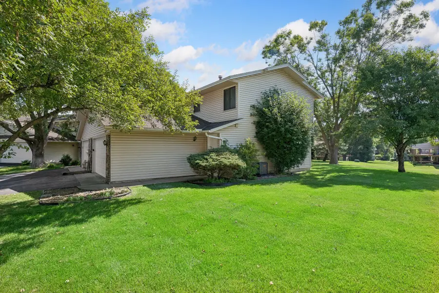 8515 W 97th Street Circle, Minneapolis, MN 55438 - #2