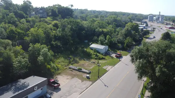 422-428 2nd Street Se, Ortonville, MN 56278