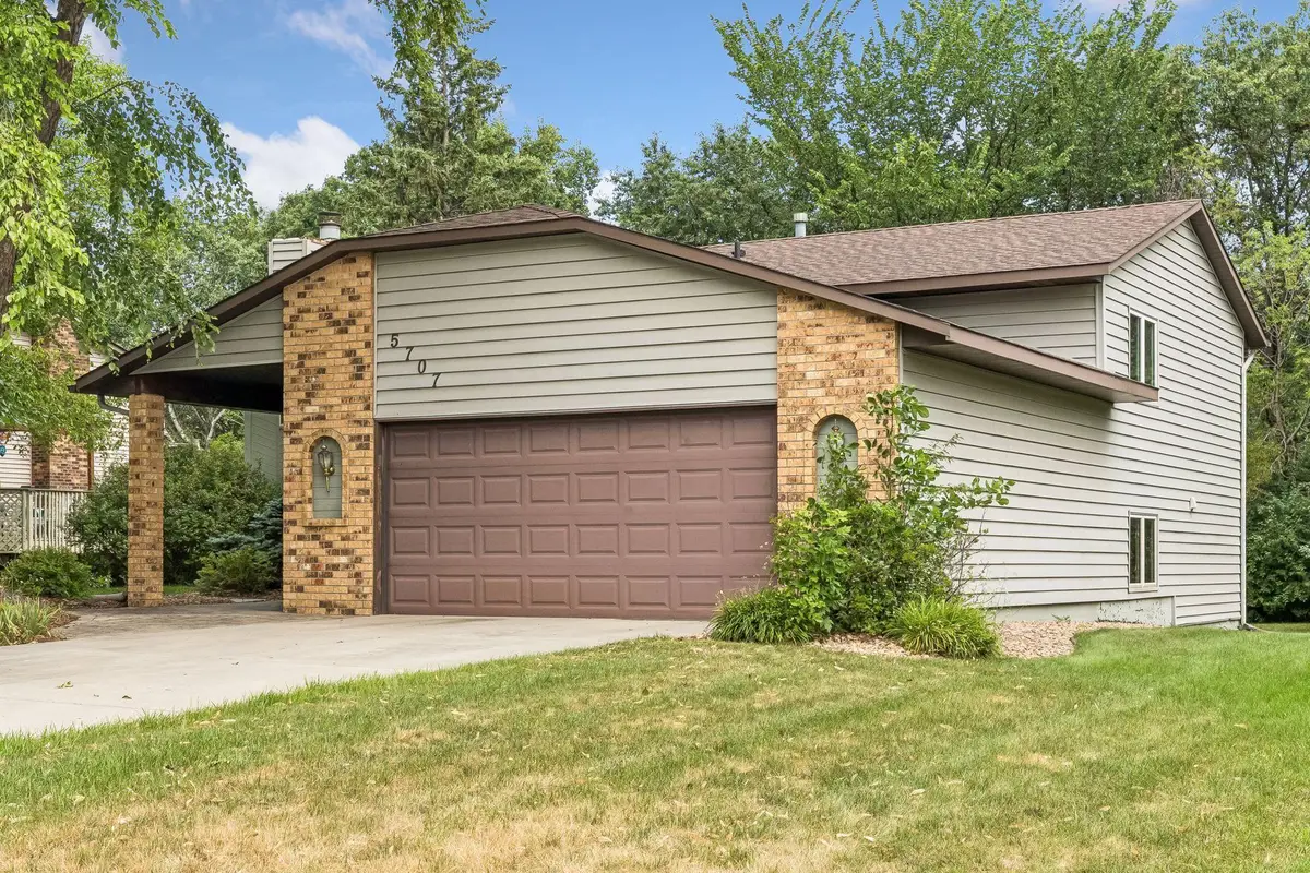 5707 125th Street W, Apple Valley, MN 55124 - #1