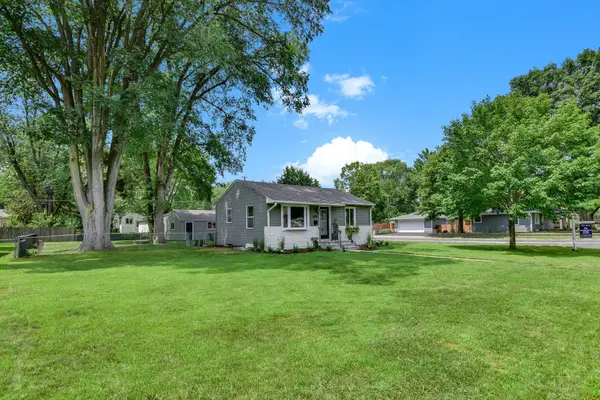 8200 Clinton Avenue S, Bloomington, MN 55420