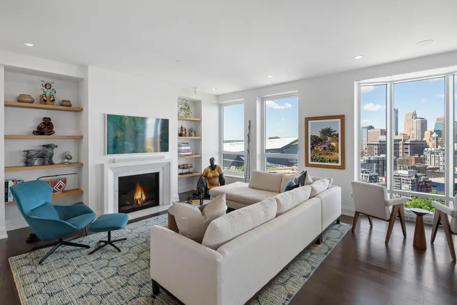 1111 W River Parkway #24A, Minneapolis, MN 55415 - #3