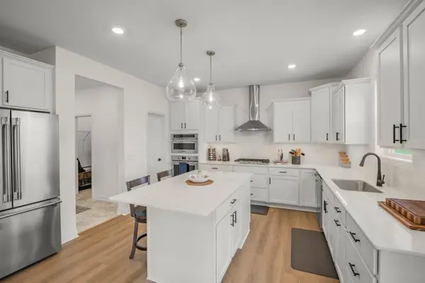 716 Longmeadow Lane, Waconia, MN 55387
