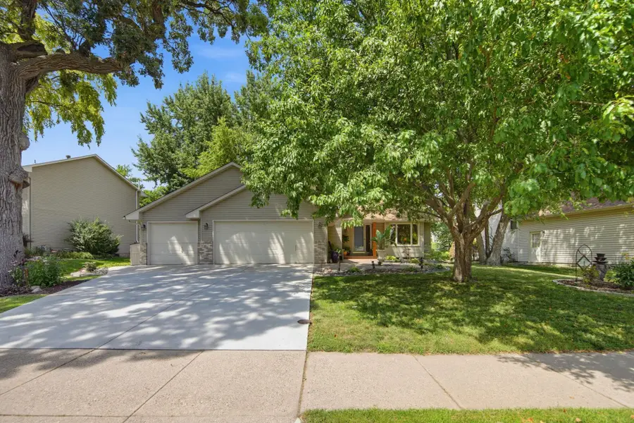 5604 Lone Oak Drive, Savage, MN 55378 - #2