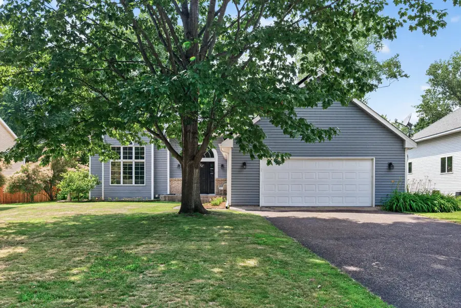 5341 Cedarwood Court, Saint Paul, MN 55110 - #2