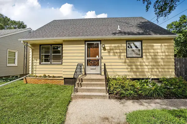 51 21st Avenue N, Saint Cloud, MN 56303