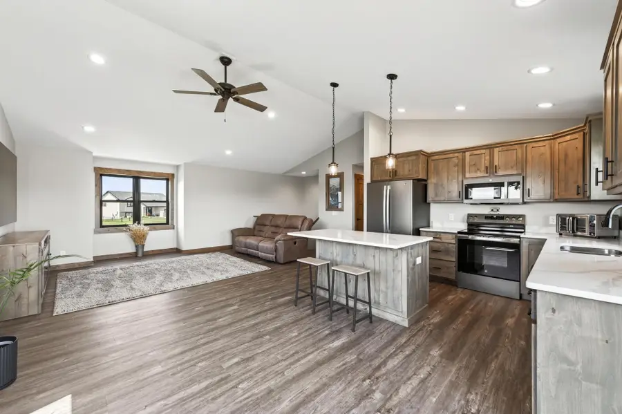 488 Gopher Court, New Richmond, WI 54017 - #3
