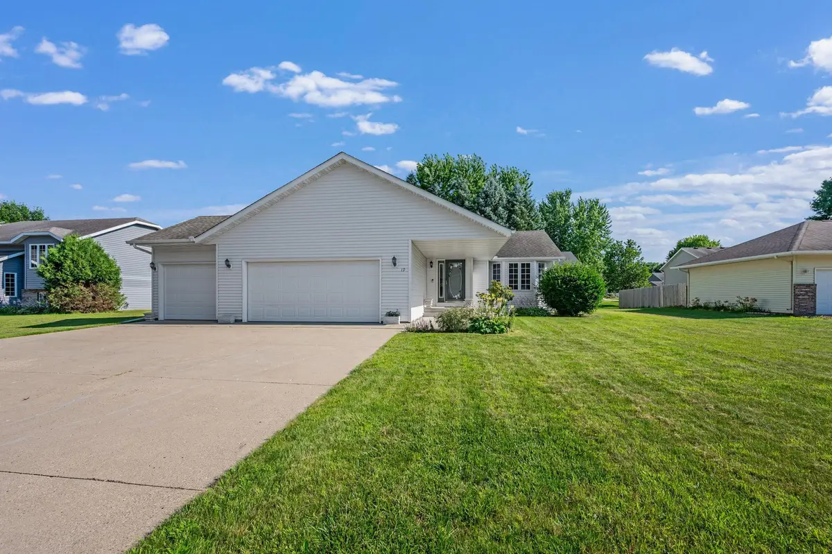 19 La Mar Court, Mankato, MN 56003 - #1