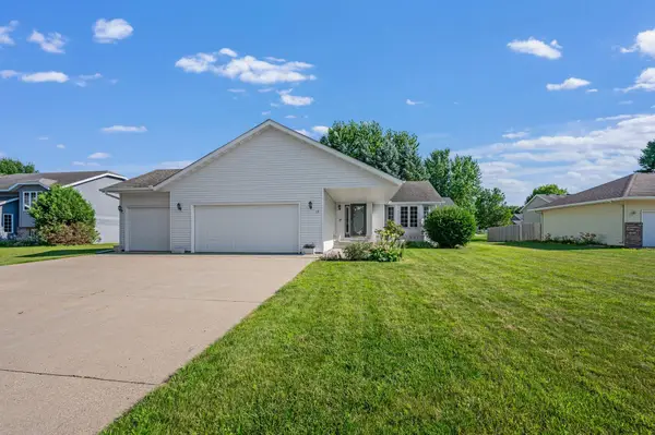 19 La Mar Court, Mankato, MN 56003