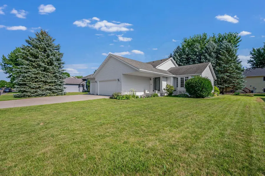 19 La Mar Court, Mankato, MN 56003 - #2