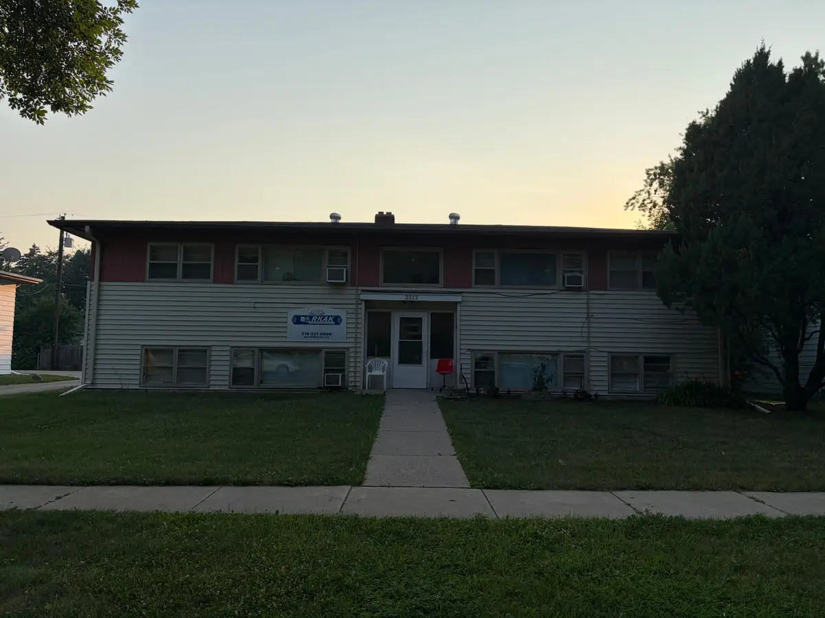 2512 9th Street N, Fargo, ND 58102 - #1