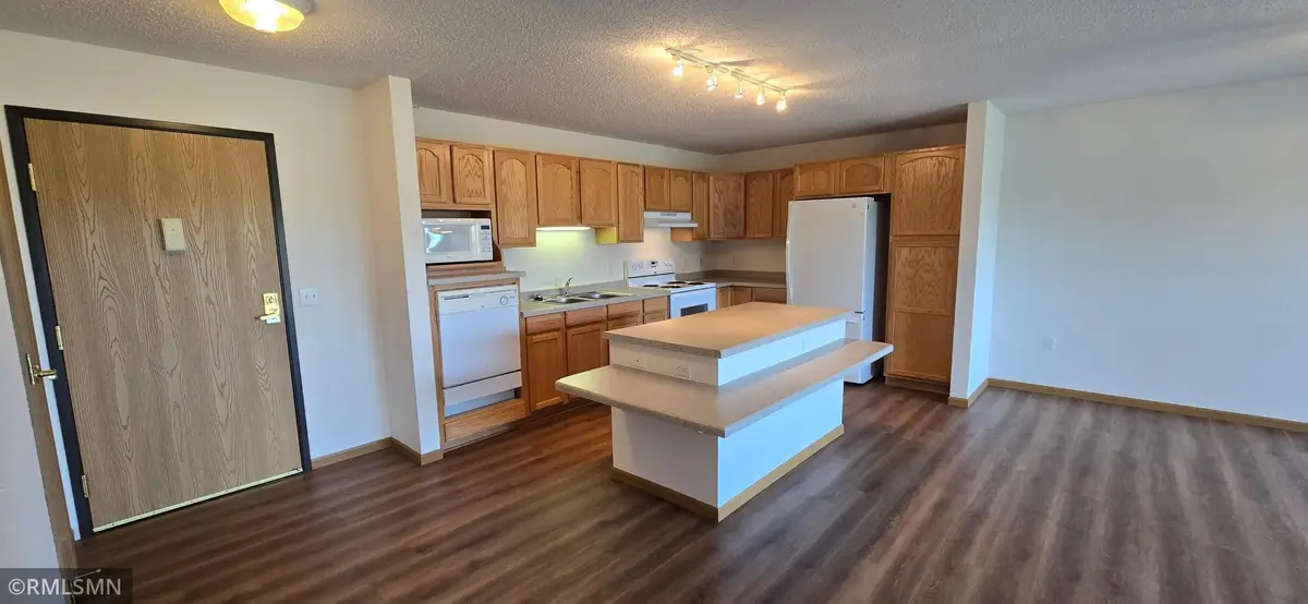 2155 6th Lane Se #206, Cambridge, MN 55008 - #1