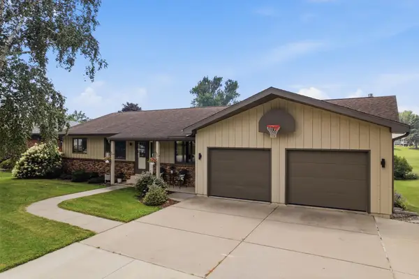 220 Country Club Drive, Lewiston, MN 55952