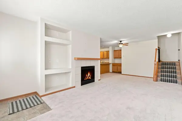 3560 Sterling Heights Drive #B, River Falls, WI 54022