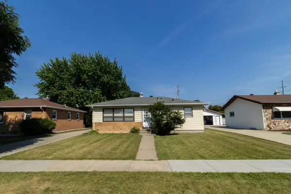 1618 17th Street S, Fargo, ND 58103