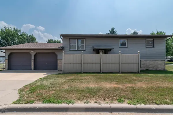 407 5th Avenue Sw, Little Falls, MN 56345