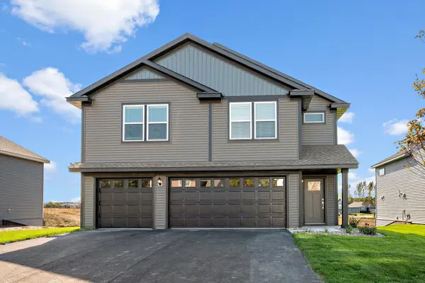 904 Spruce Circle N, Cambridge, MN 55008