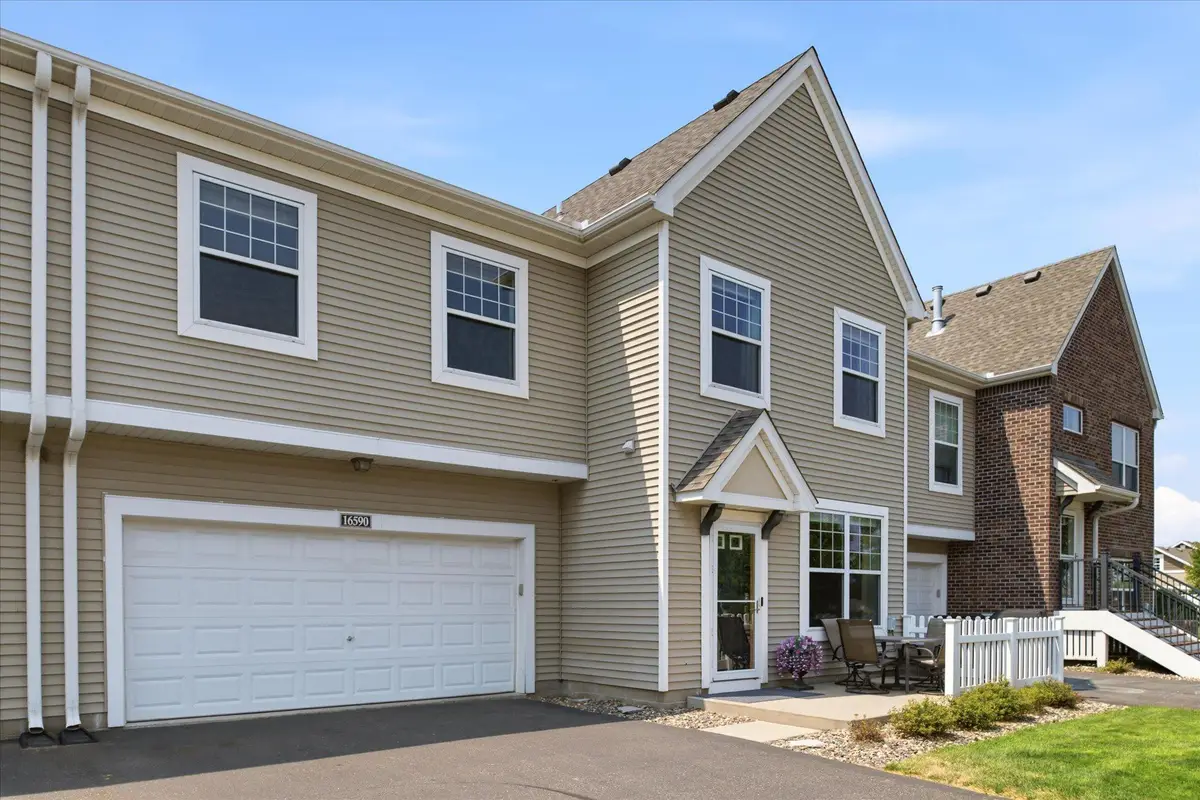16590 72nd Court Ne, Elk River, MN 55330 - #1