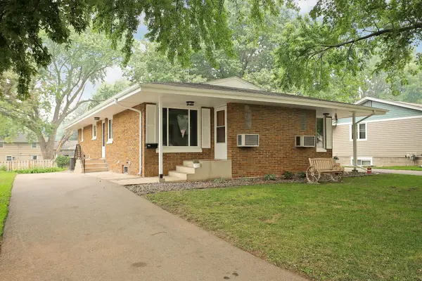 728 6th Avenue S, Hopkins, MN 55343