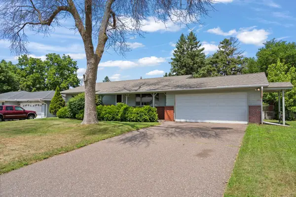 2245 Beam Avenue, Maplewood, MN 55109
