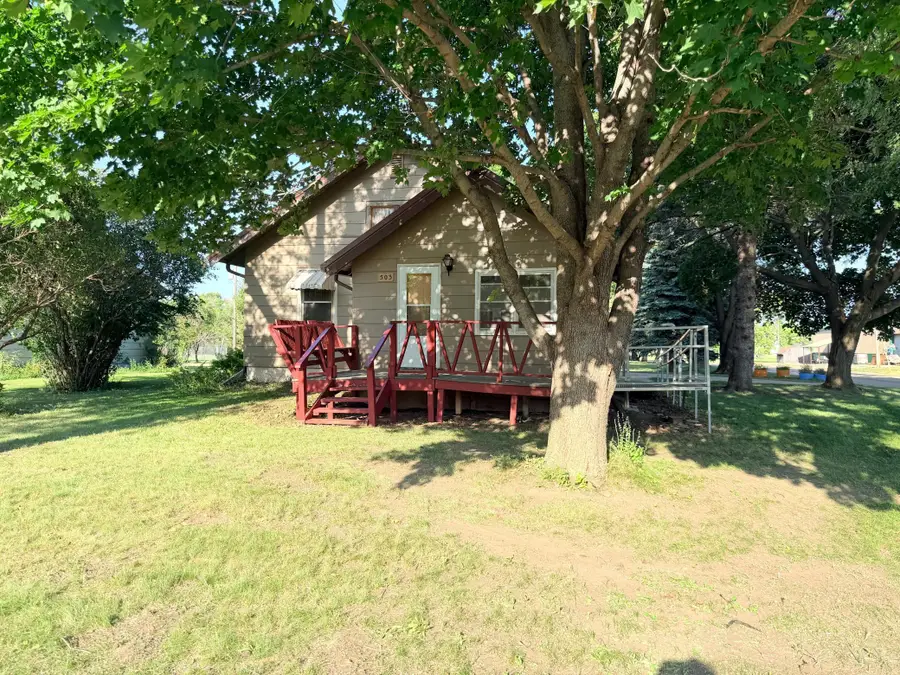 503 2nd Avenue Ne, Pipestone, MN 56164 - #3