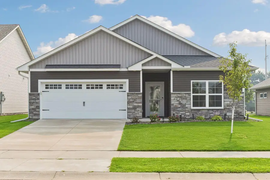 39585 Fawn Avenue, North Branch, MN 55056 - #2