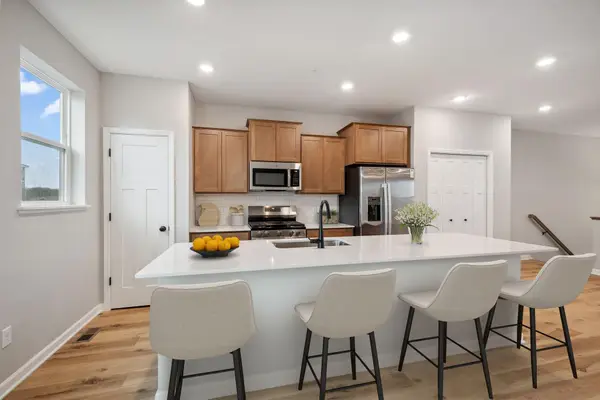 10366 Birchwood Circle, Chaska, MN 55318
