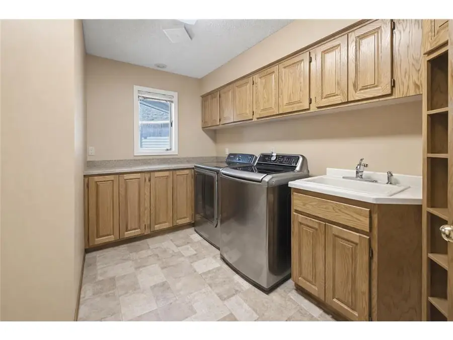 8992 Hidden Meadow Road, Woodbury, MN 55125 - #3