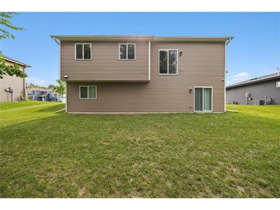 303 29th Avenue Se, Saint Cloud, MN 56304 - #3