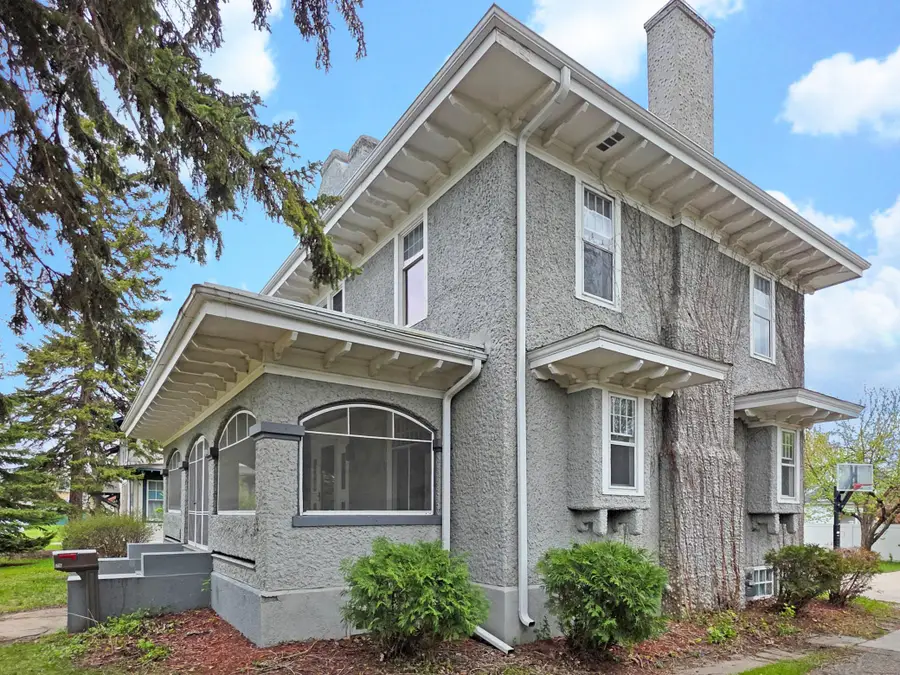 716 N Broadway, Crookston, MN 56716 - #3