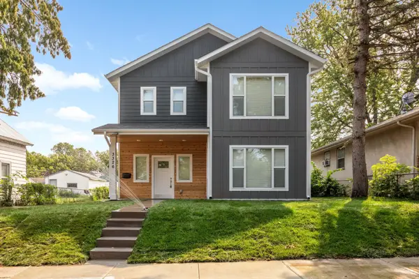 3326 Thomas Avenue N, Minneapolis, MN 55412