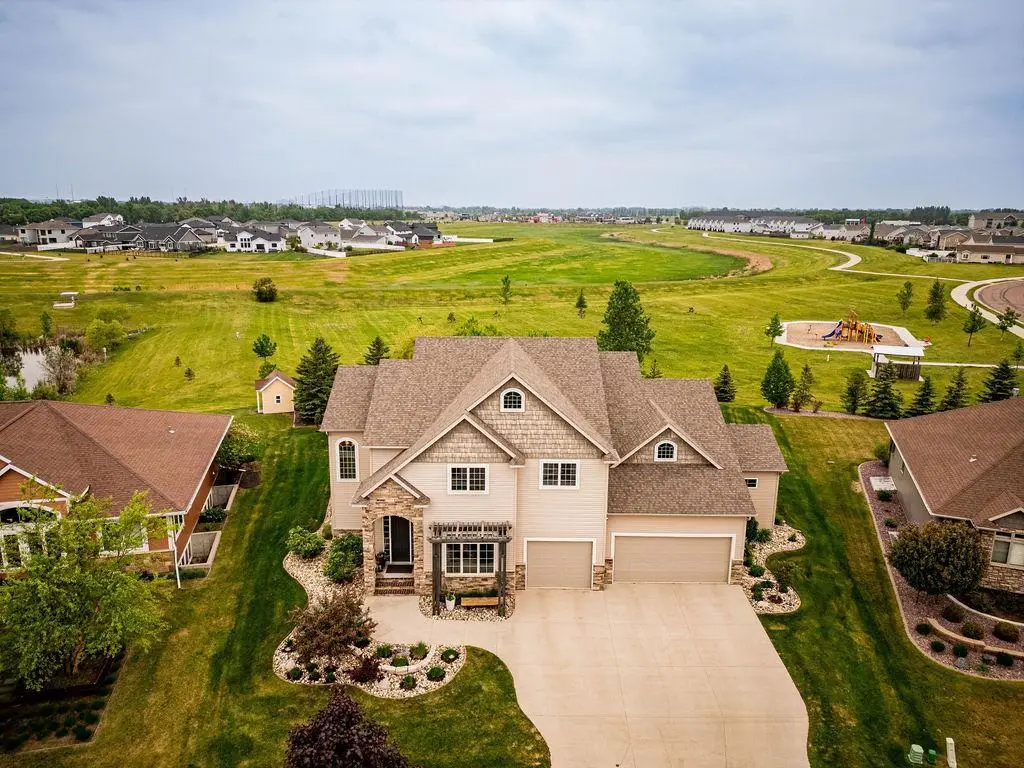 5827 Silverleaf Drive S, Fargo, ND 58104 - #1