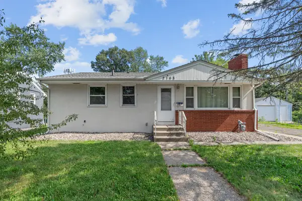 2168 Hawthorne Avenue E, Saint Paul, MN 55119