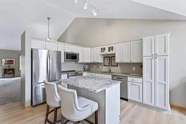 13872 Falcon Avenue, Apple Valley, MN 55124