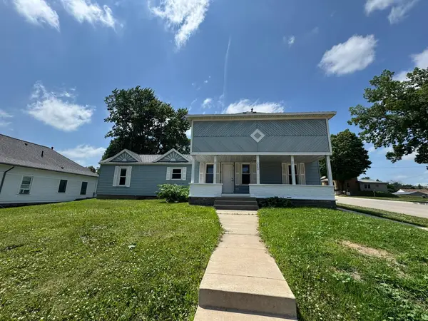 400 S Main Street, Pine Island, MN 55963