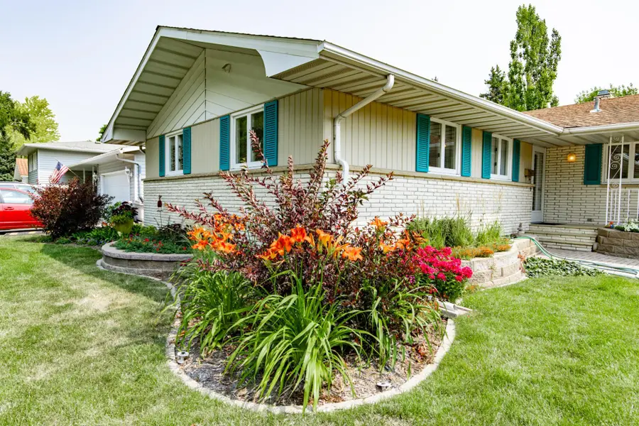 1217 Oak Street N, Fargo, ND 58102 - #3