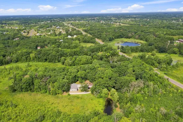 9765 261st Avenue Nw, Zimmerman, MN 55398