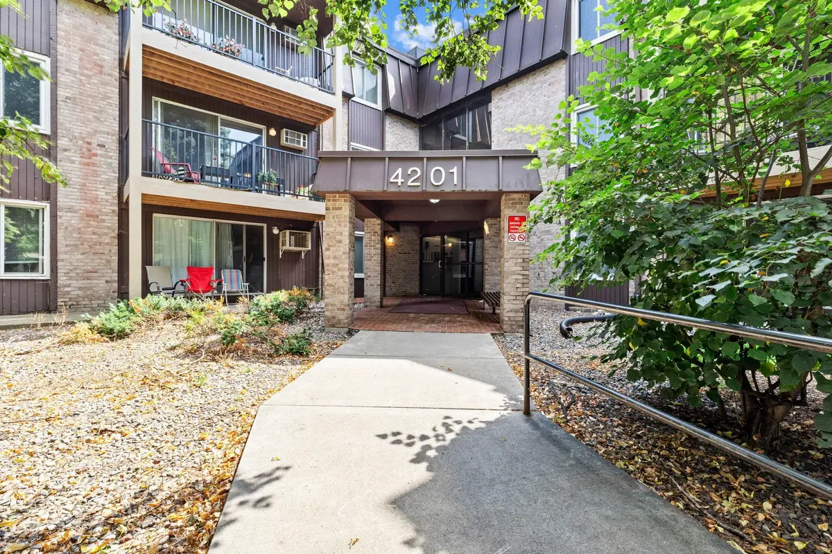 4201 Lakeside Avenue N #214, Brooklyn Center, MN 55429 - #1
