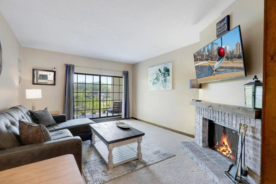 6710 Vernon Avenue S #406, Edina, MN 55436 - #2