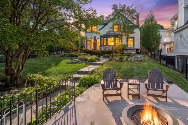 4120 Queen Avenue S, Minneapolis, MN 55410