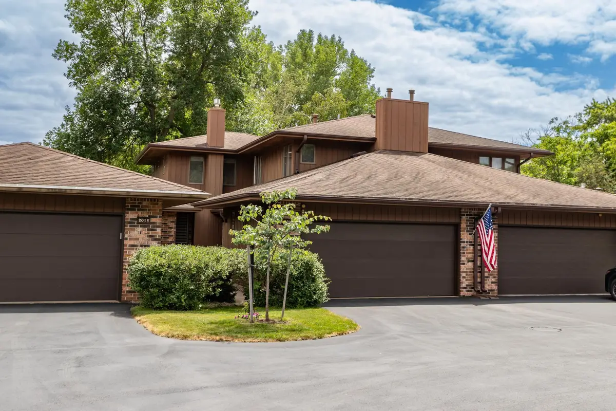 2016 Southfield Court Sw, Rochester, MN 55902 - #1